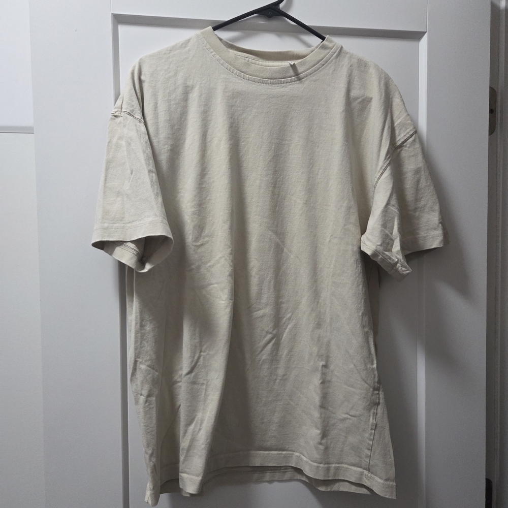 H&M Men's Cream T-Shirt